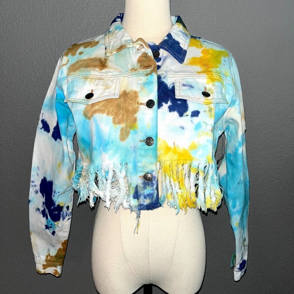 TAXI Tie Dye Distressed Fringe Cropped Denim Trucker Jacket New with Tags - M